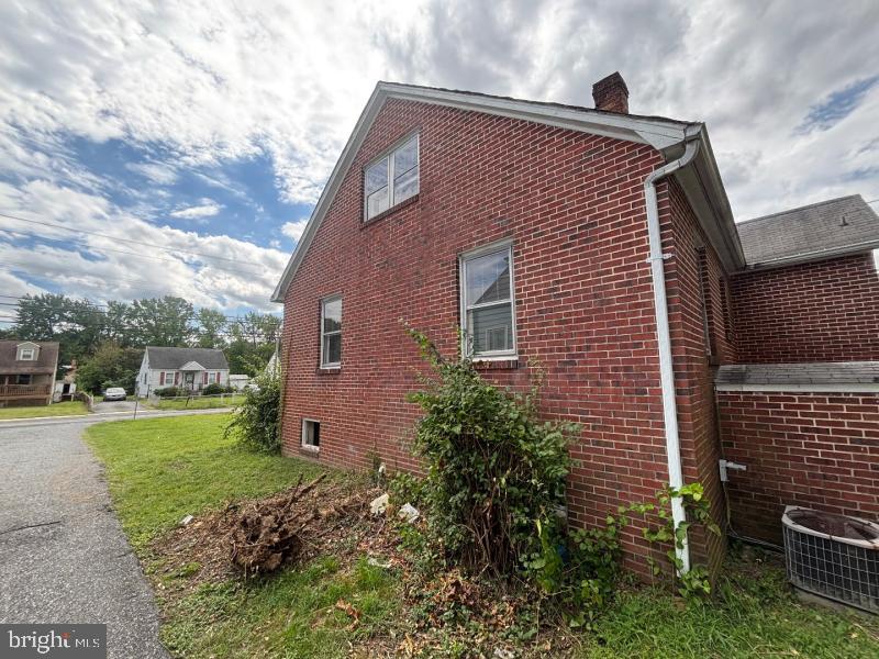 1804 Middleborough Rd Property Photo 3