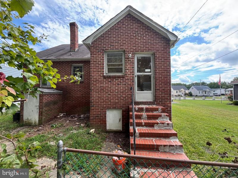 1804 Middleborough Rd Property Photo 13