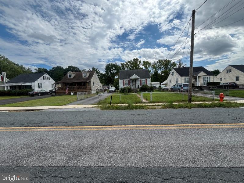 1804 Middleborough Rd Property Photo 17