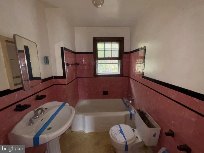 1804 Middleborough Rd Property Photo 41