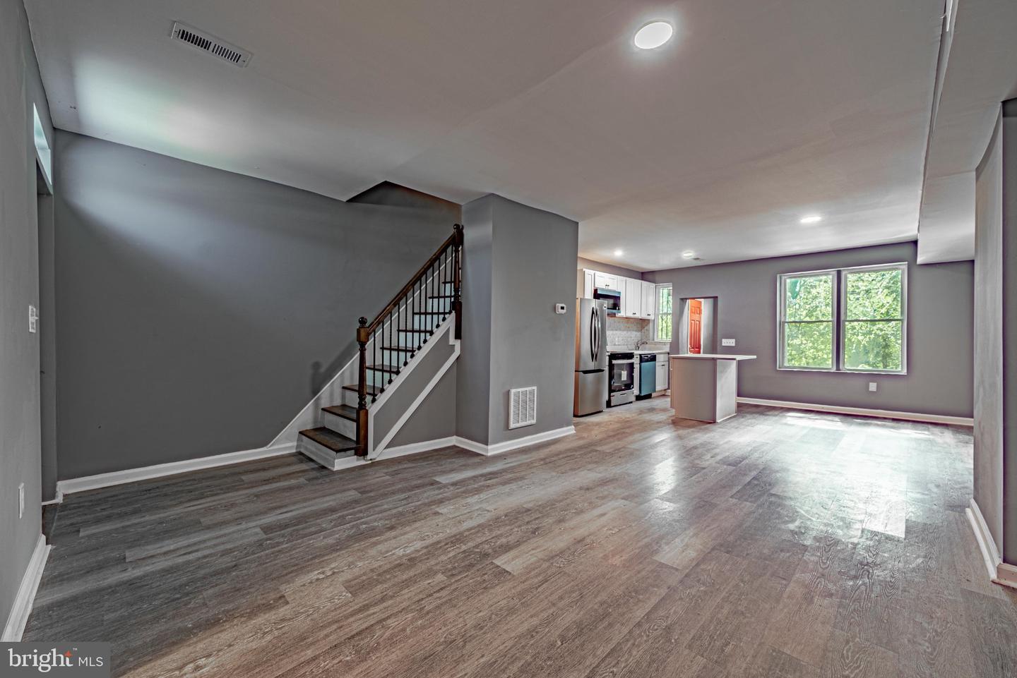 4216 Reisterstown Rd Property Photo 5