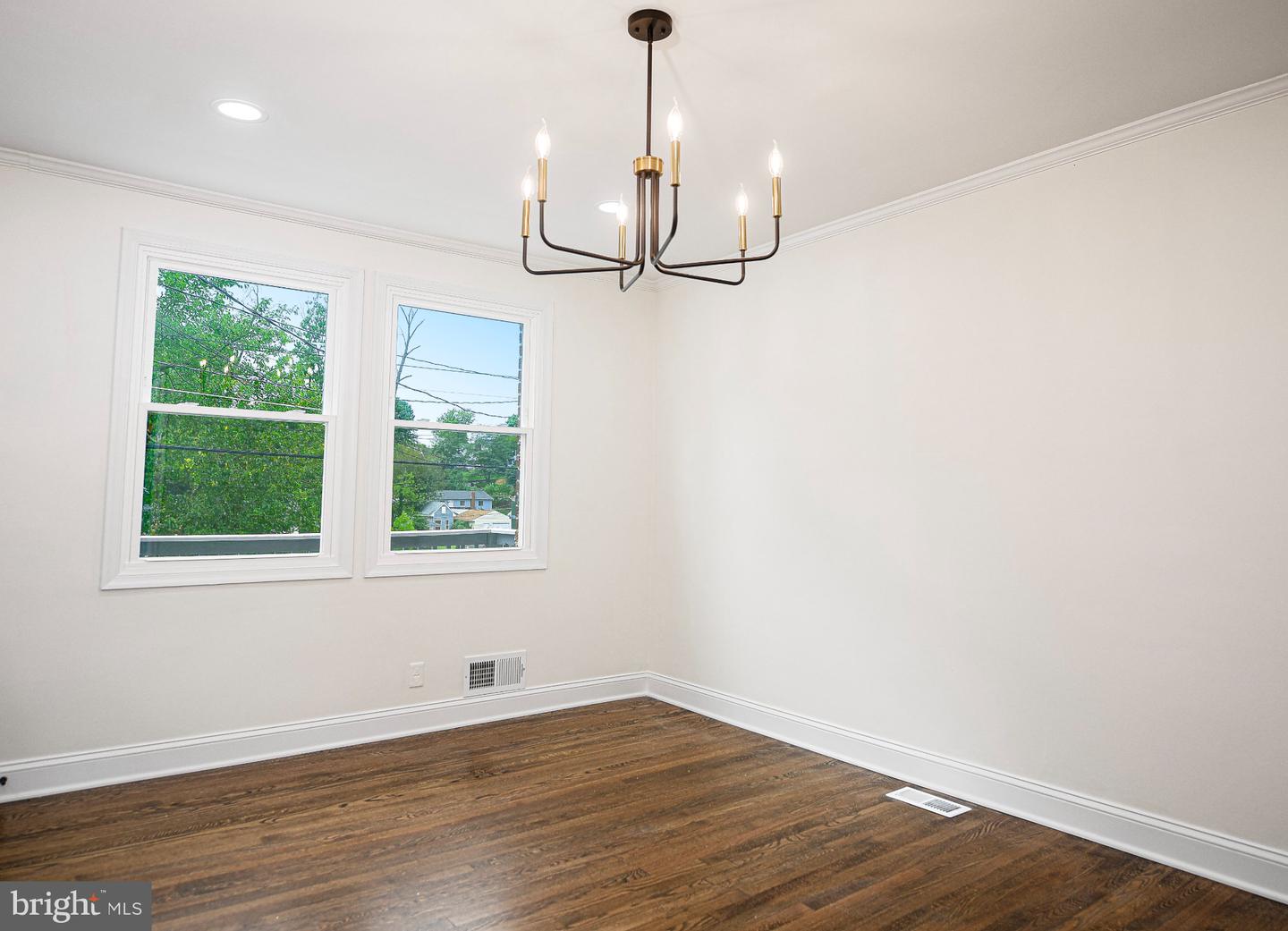 1108 Newfield Rd Property Photo 17