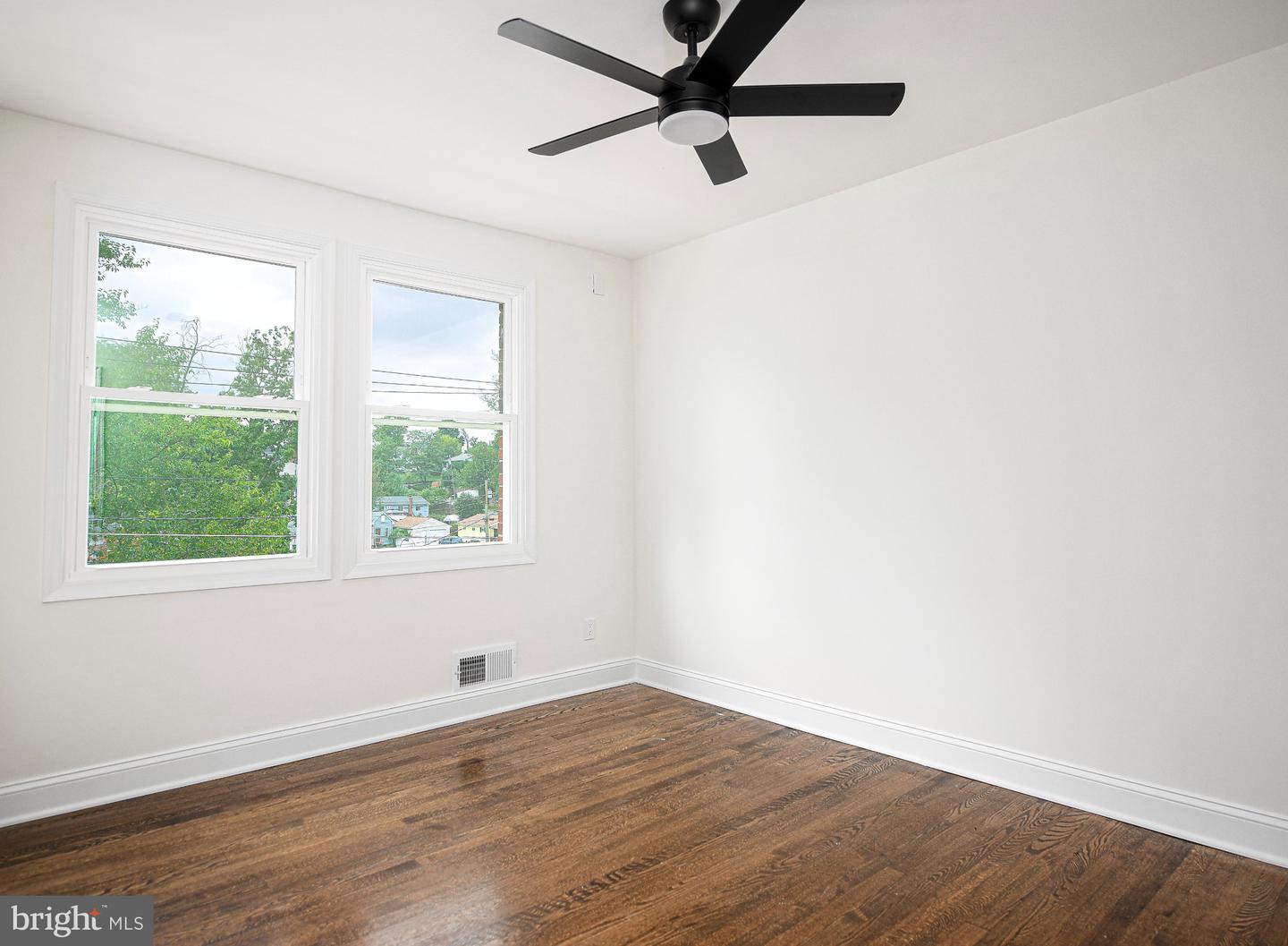 1108 Newfield Rd Property Photo 21
