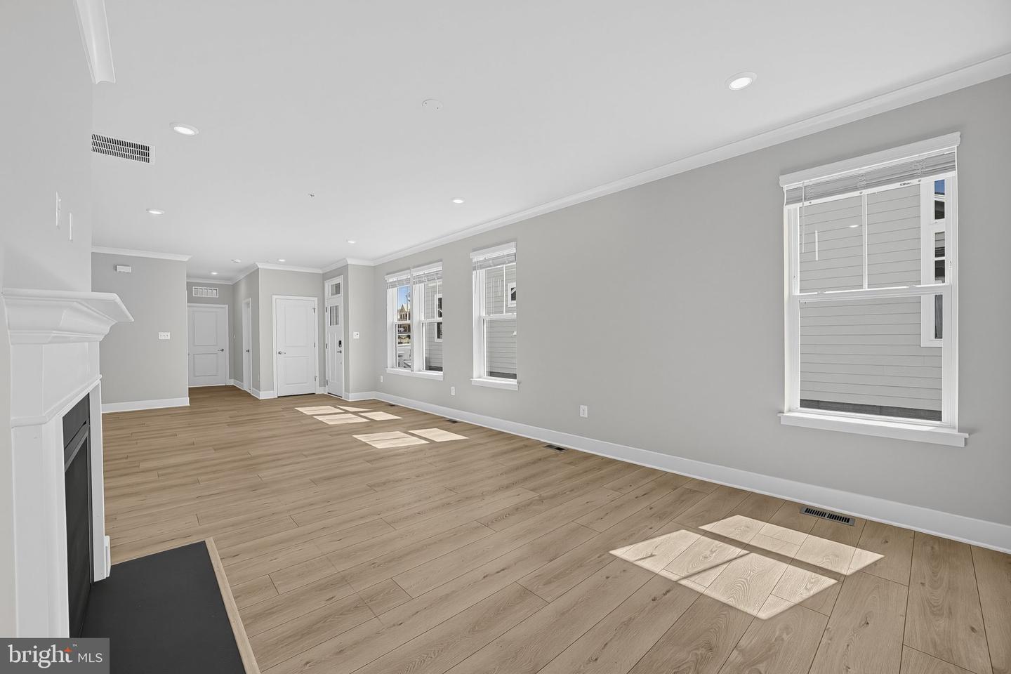 151 Kelly Way Property Photo 6