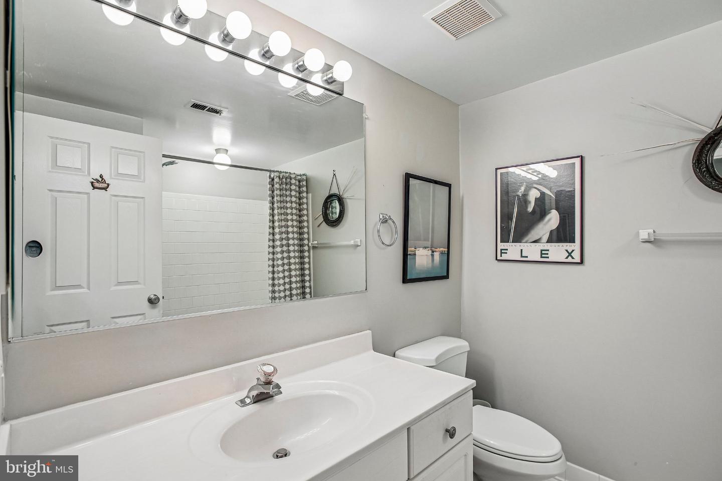 416 Rockfleet Rd #201 Property Photo 21