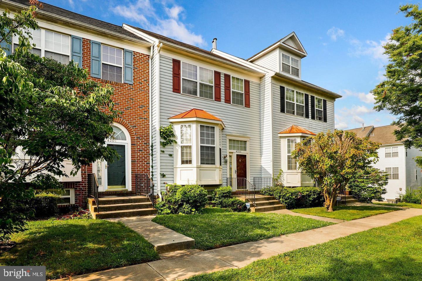 4352 Breeders Cup Cir Property Photo 1