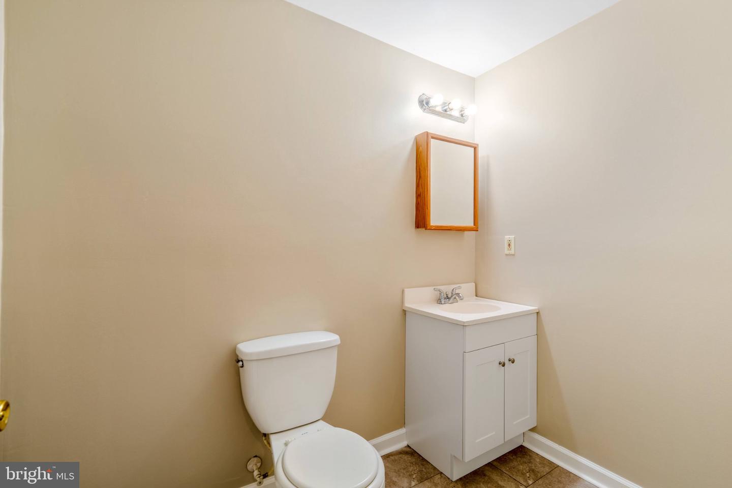 7807 Cornerstone Way Property Photo 7