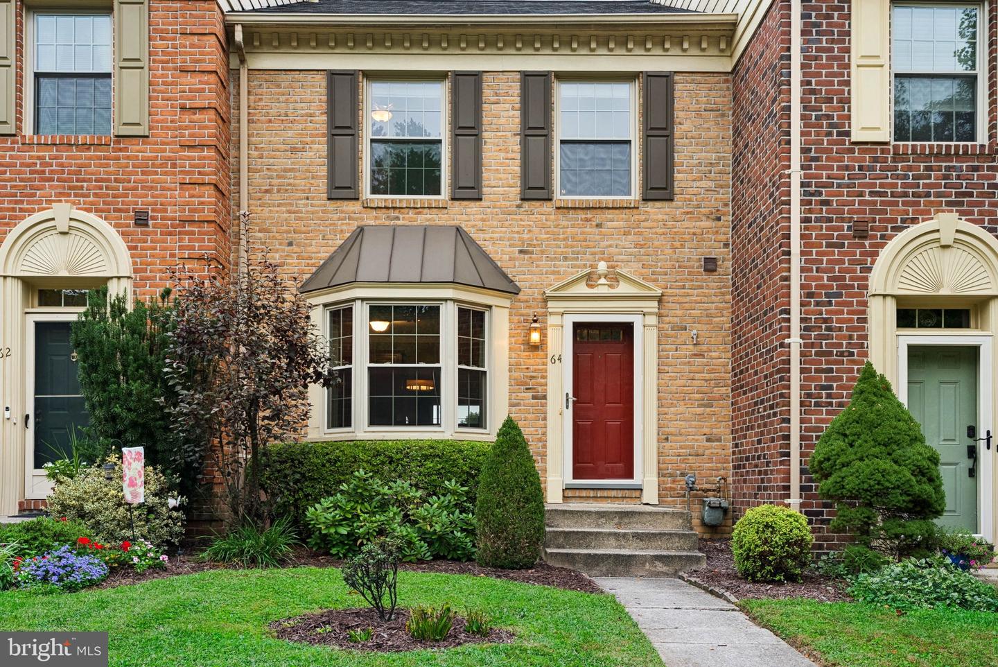 64 English Run Circle Property Photo 2