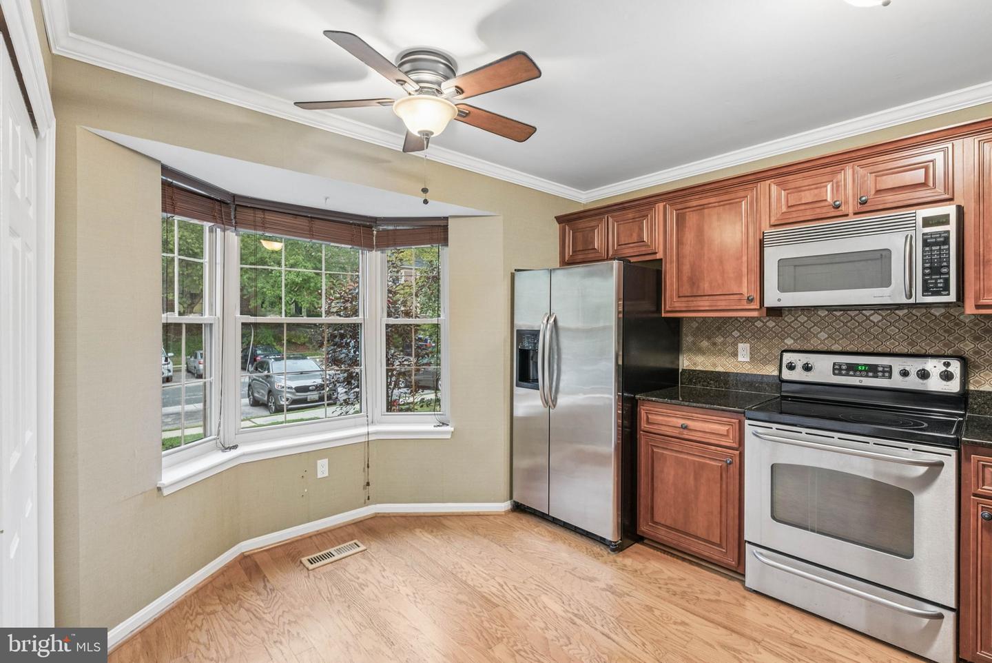 64 English Run Circle Property Photo 10