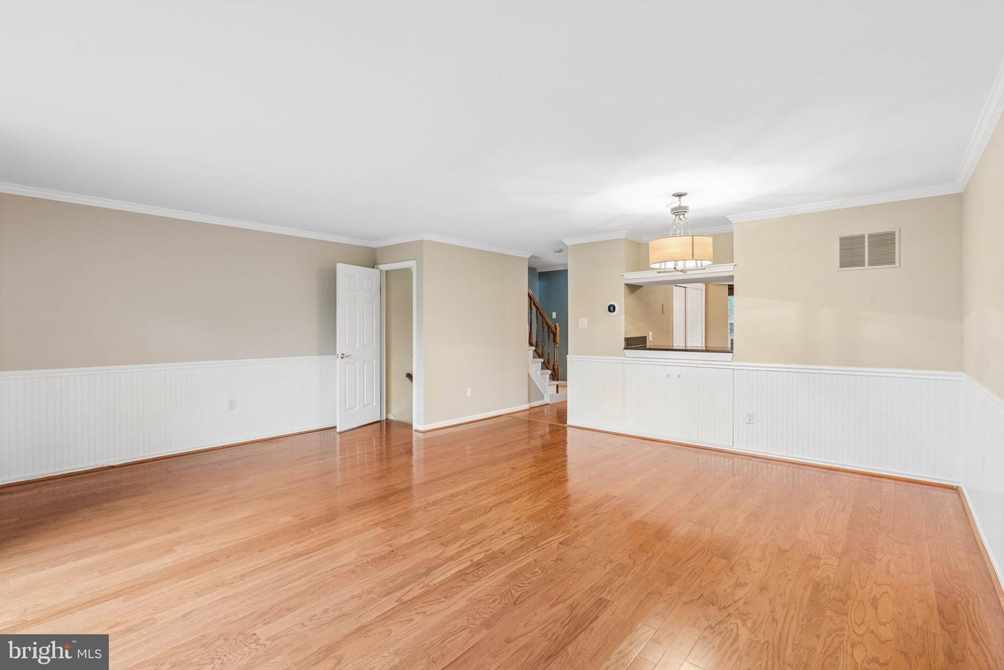 64 English Run Circle Property Photo 17