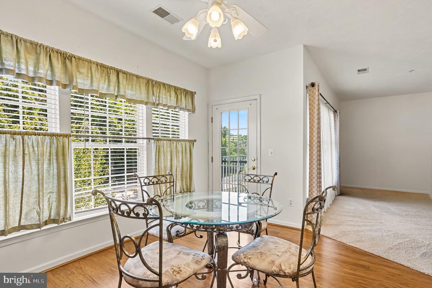 9503 Kingscroft Ter #k Property Photo 6