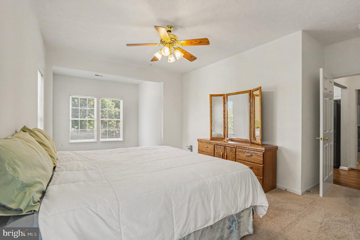 9503 Kingscroft Ter #k Property Photo 16