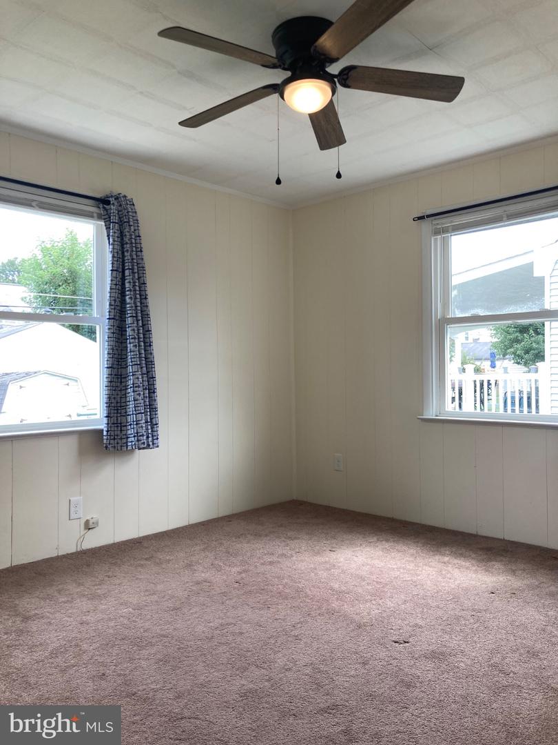1607 Leslie Rd Property Photo 18
