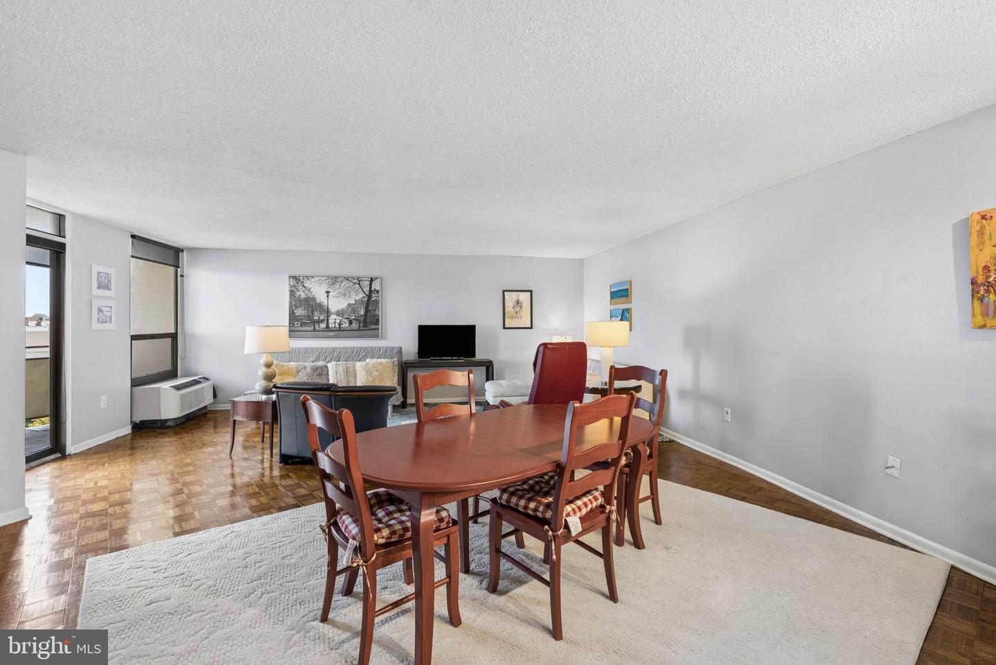 205 E Joppa Rd #707 Property Photo 19