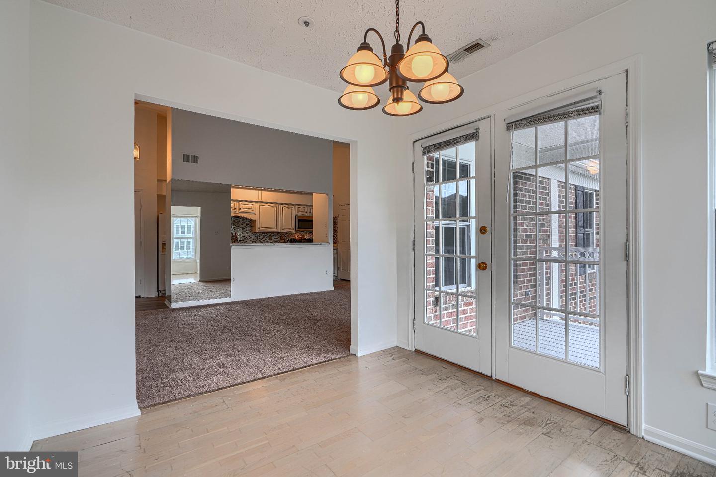 1470 Greenbriar Cir #2 Property Photo 12