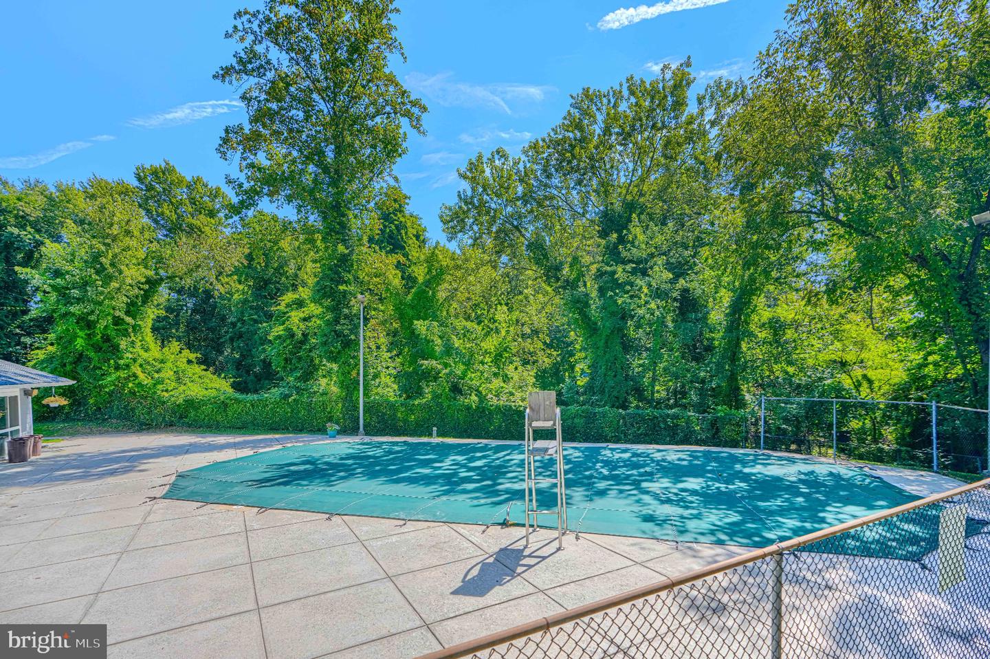 1470 Greenbriar Cir #2 Property Photo 27