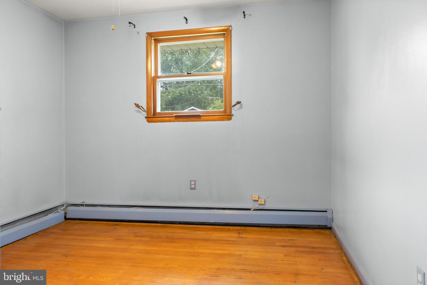 5809 N Hazelwood Ave Property Photo 19