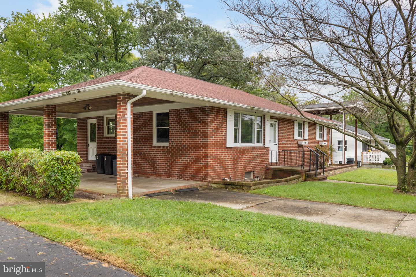 5809 N Hazelwood Ave Property Photo 33