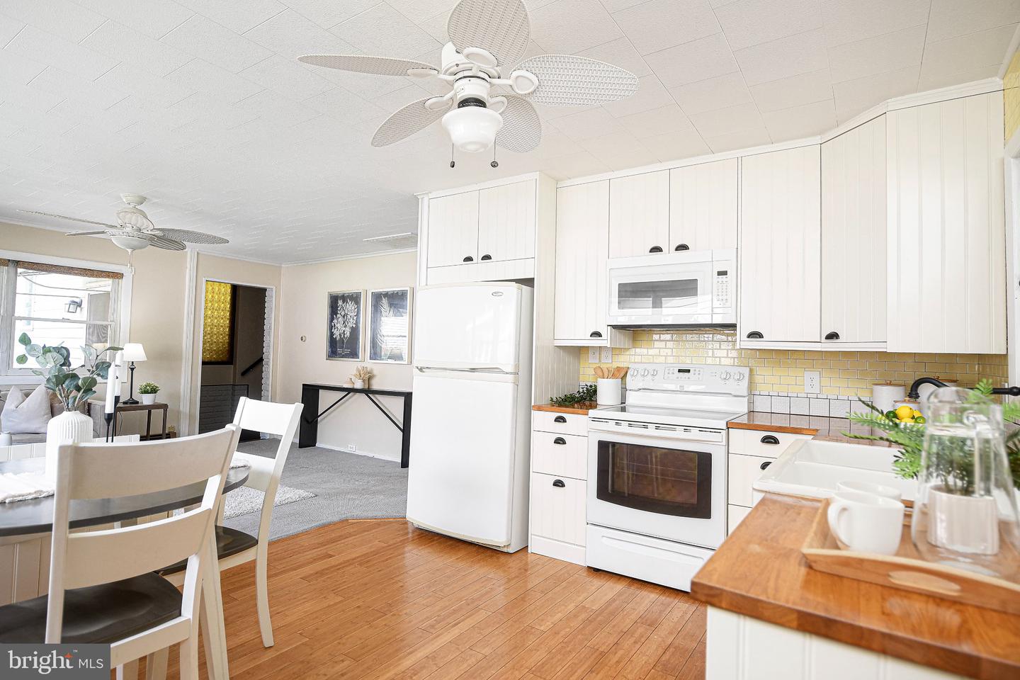 1217 Shore Rd Property Photo 12