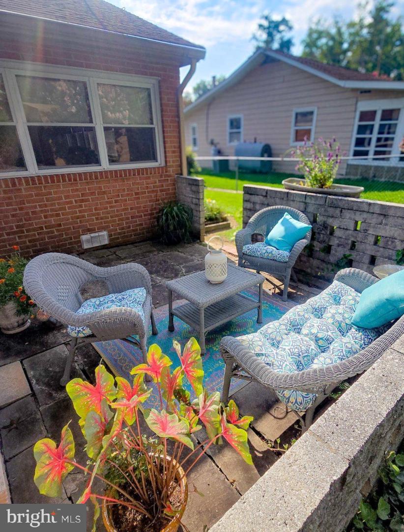 1217 Shore Rd Property Photo 32