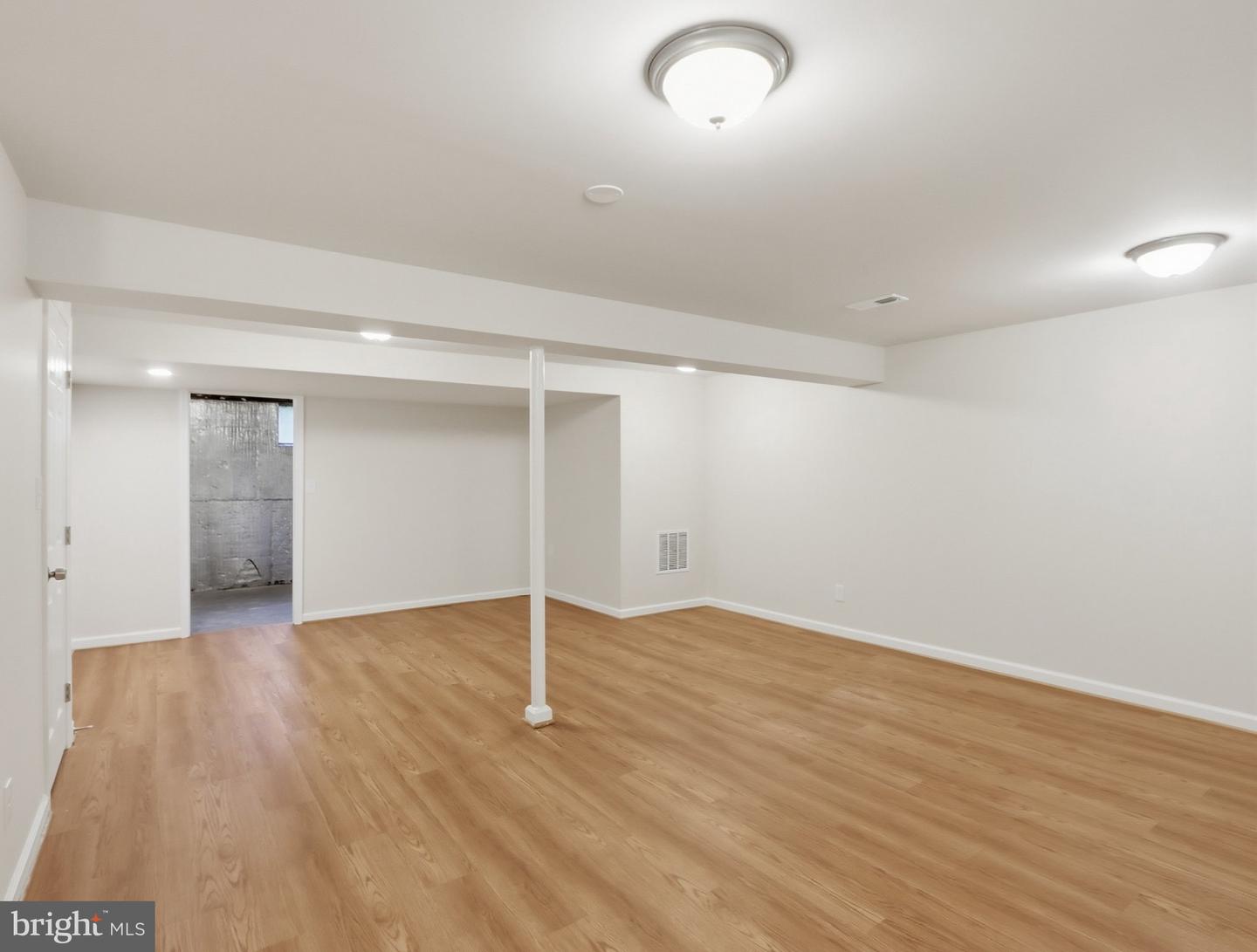 7203 Rutherford Green Cir Property Photo 12
