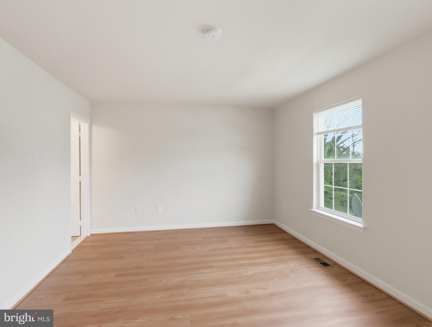 7203 Rutherford Green Cir Property Photo 14