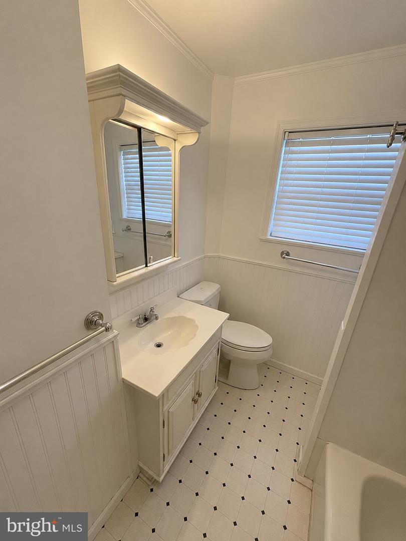 1 Eastship Rd Property Photo 9