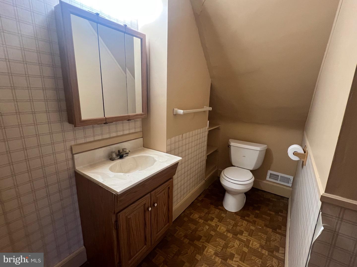 1 Eastship Rd Property Photo 12