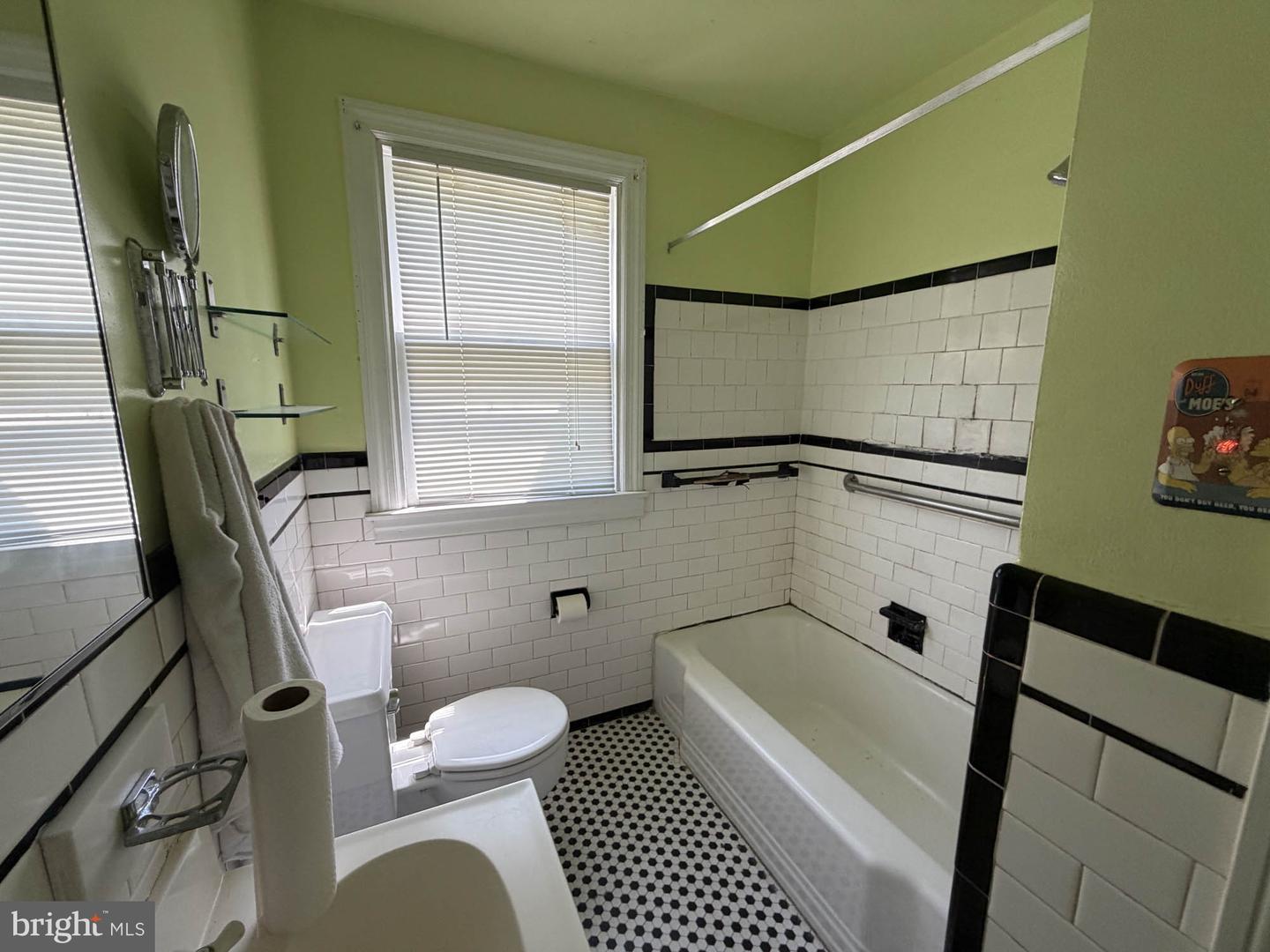213 N Marlyn Ave Property Photo 10