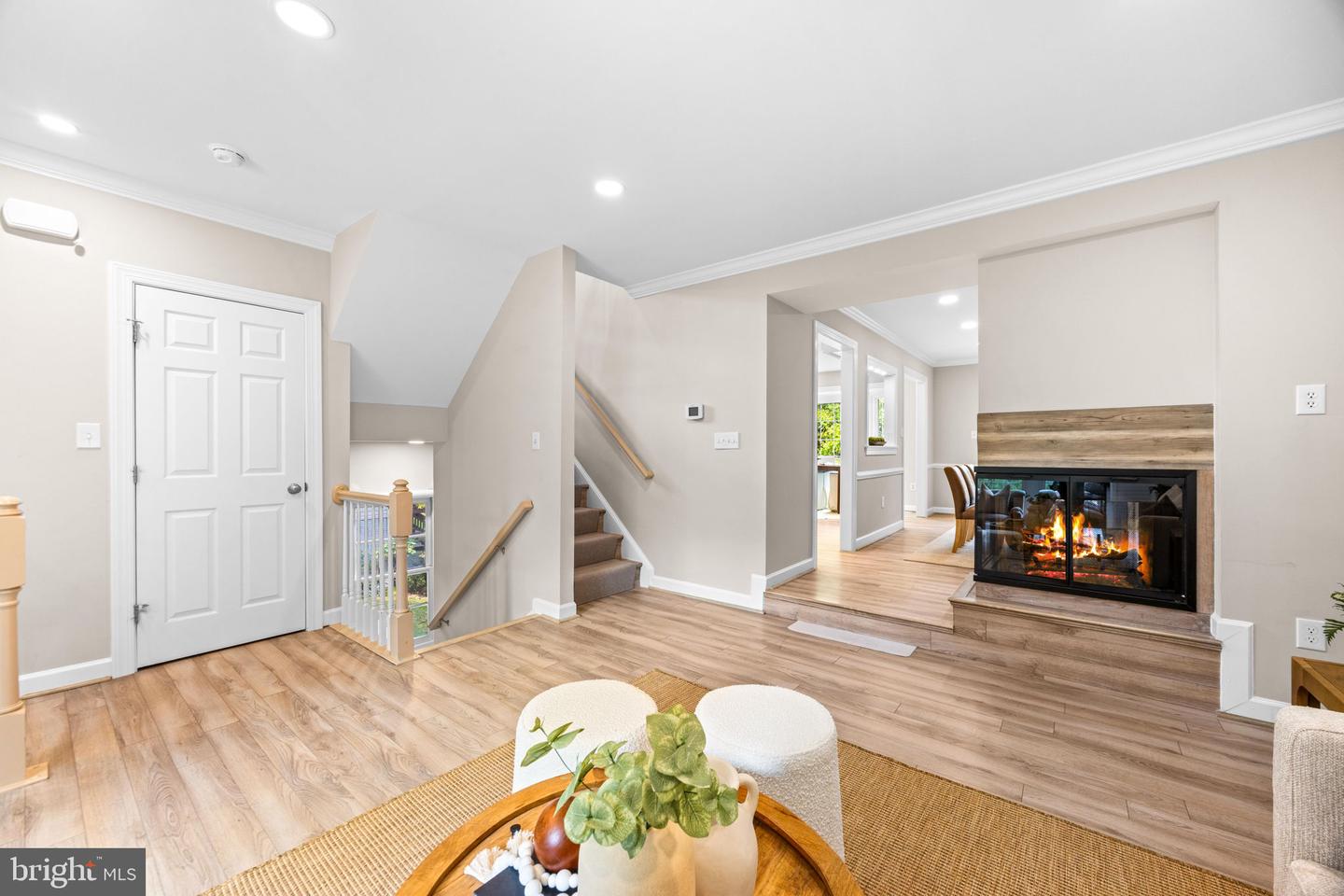 633 Budleigh Cir Property Photo 6