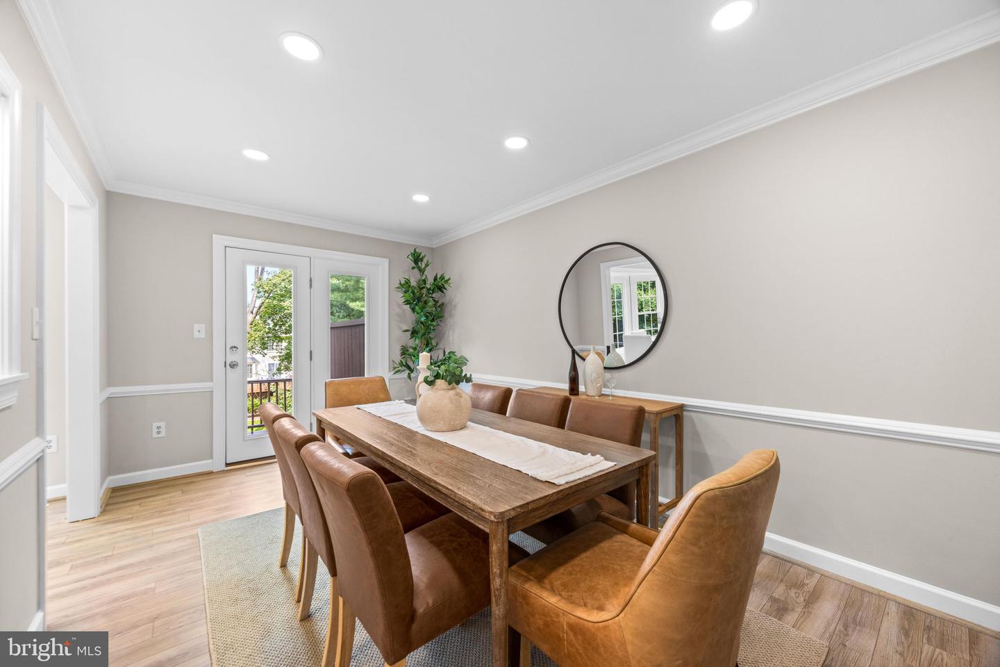 633 Budleigh Cir Property Photo 16