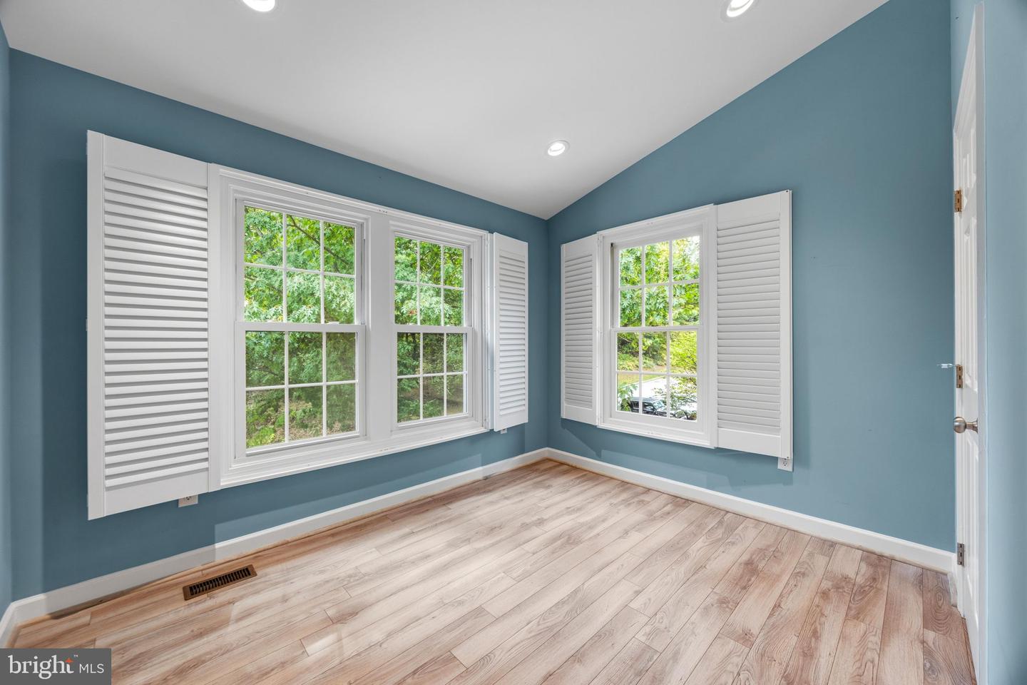 633 Budleigh Cir Property Photo 43