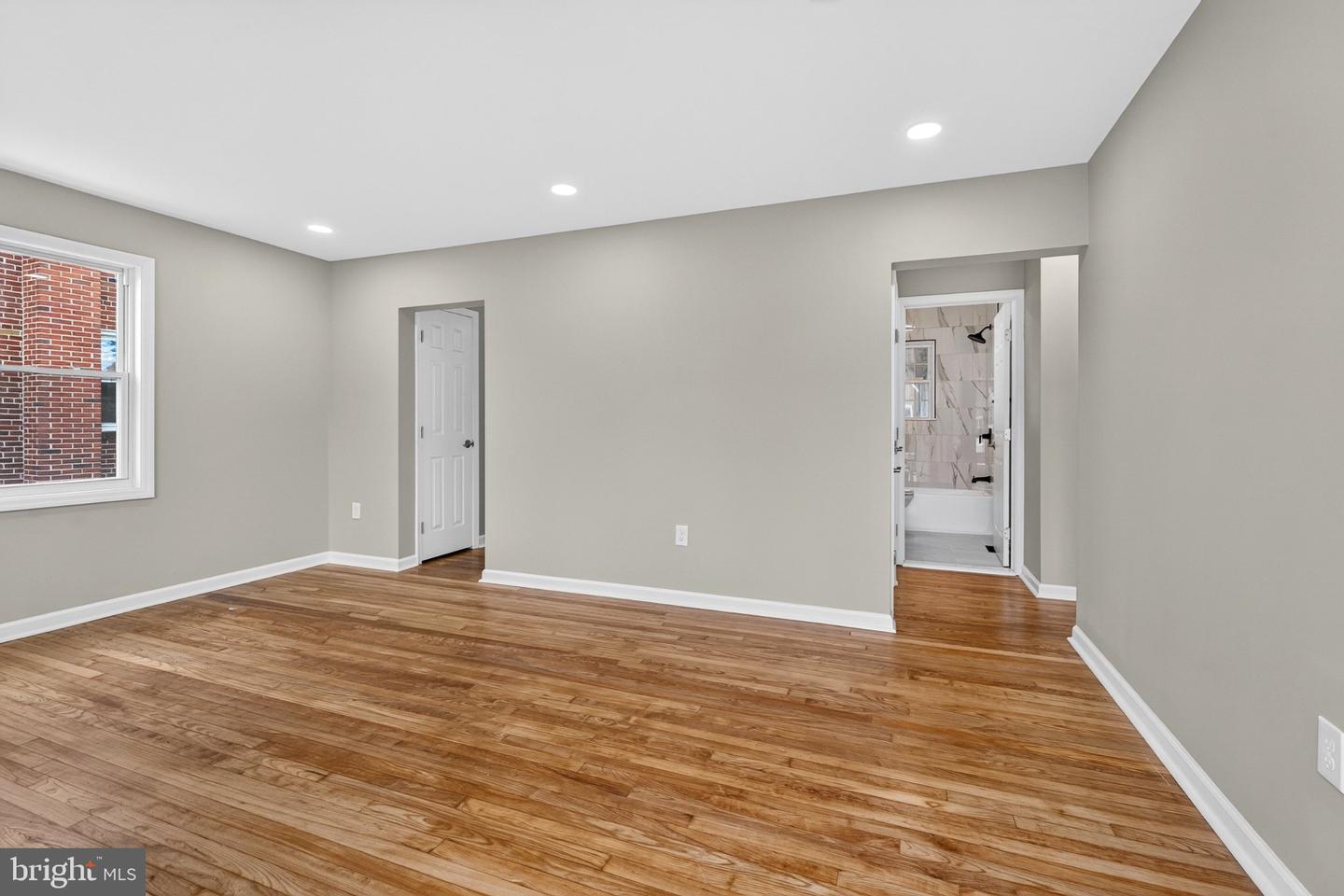 1132 Stephen Dr Property Photo 10
