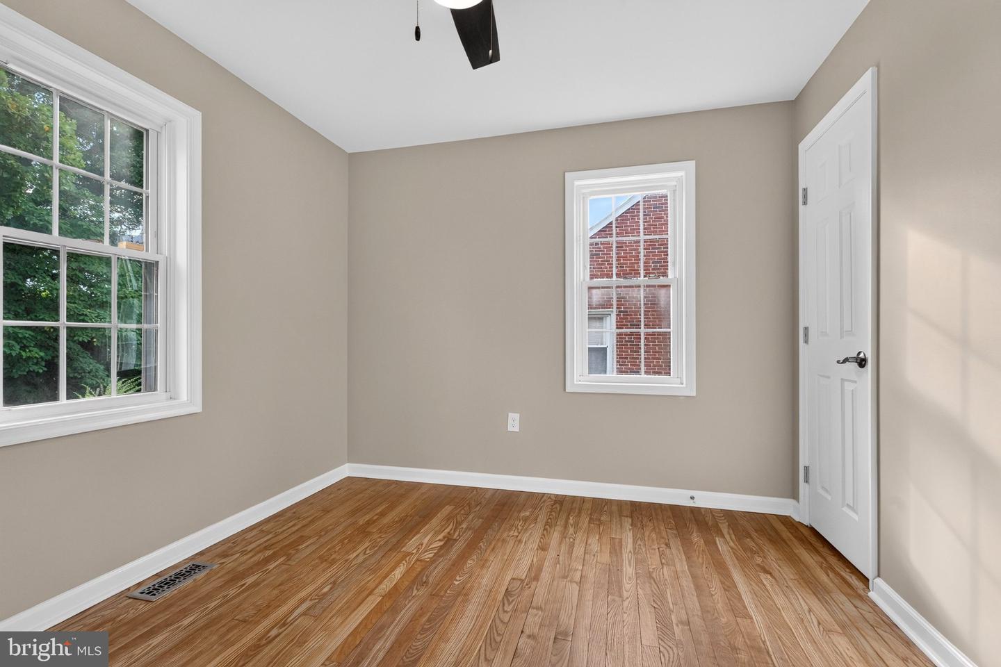 1132 Stephen Dr Property Photo 31