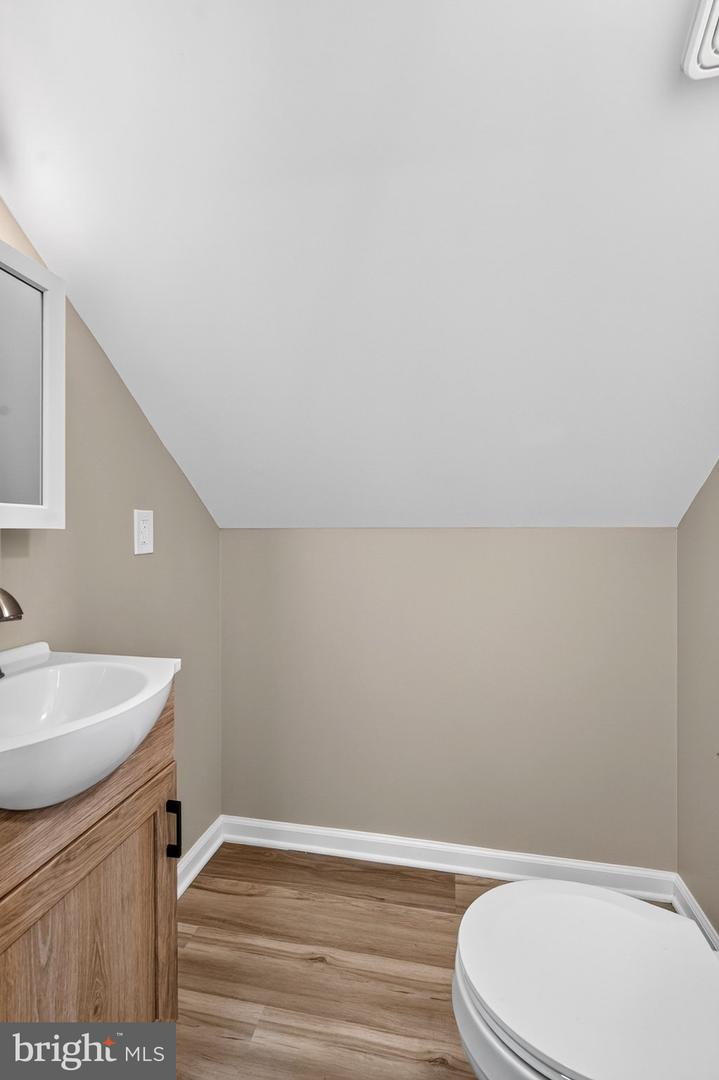 1132 Stephen Dr Property Photo 38