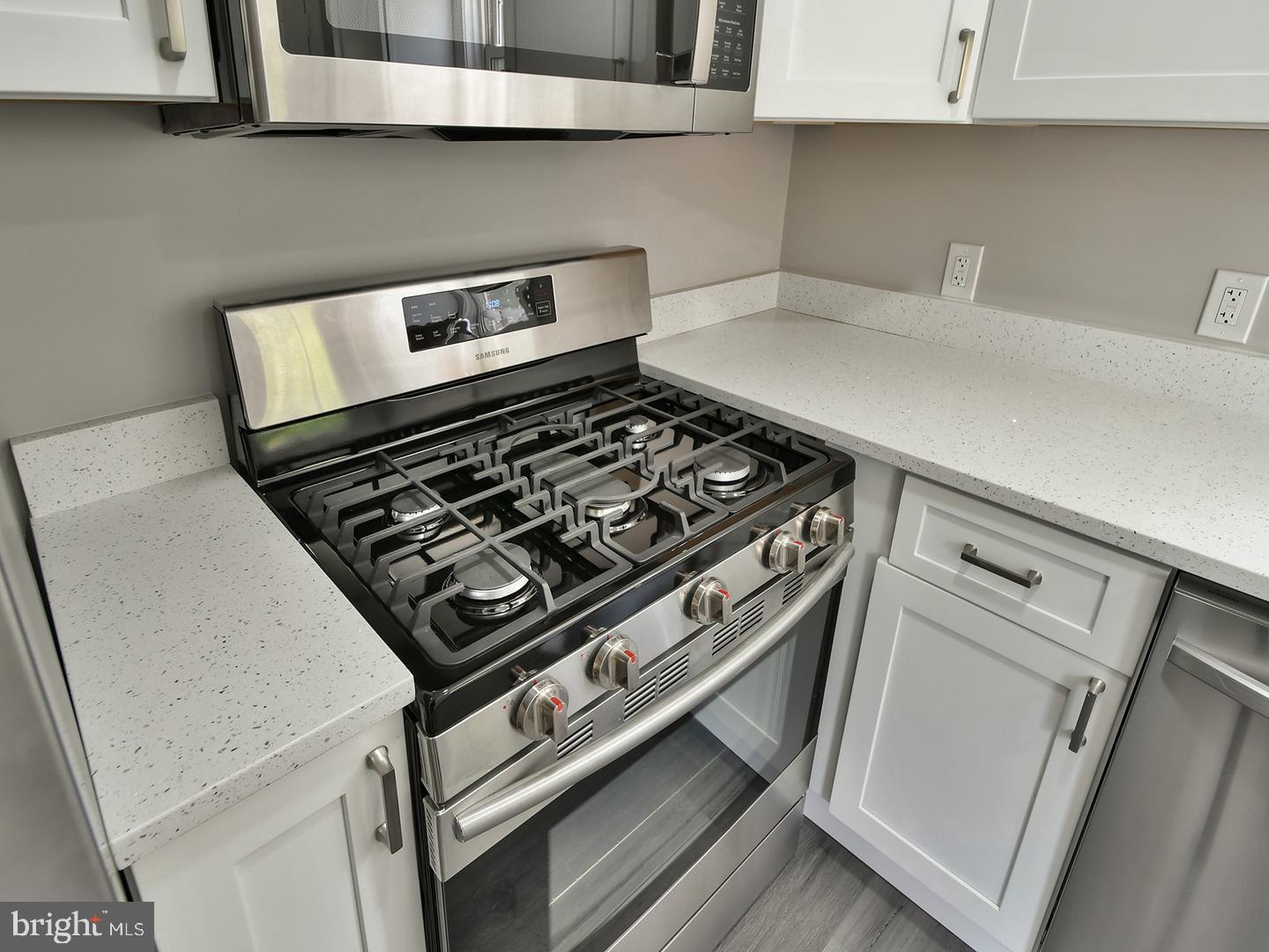 19 Pelczar Ave Property Photo 21