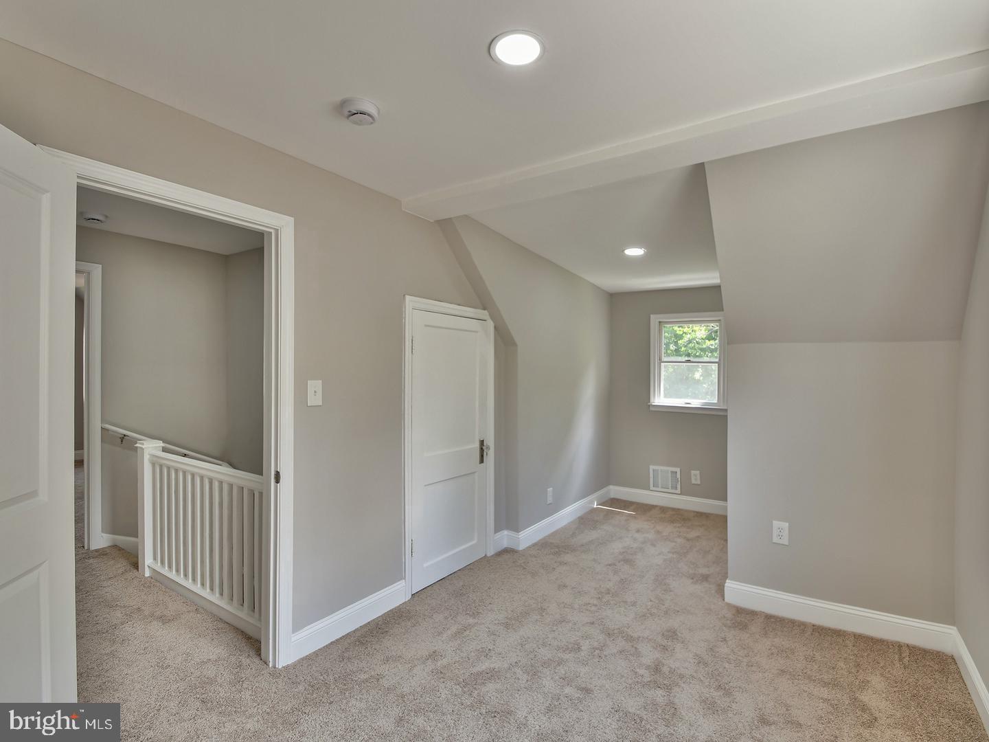 19 Pelczar Ave Property Photo 43