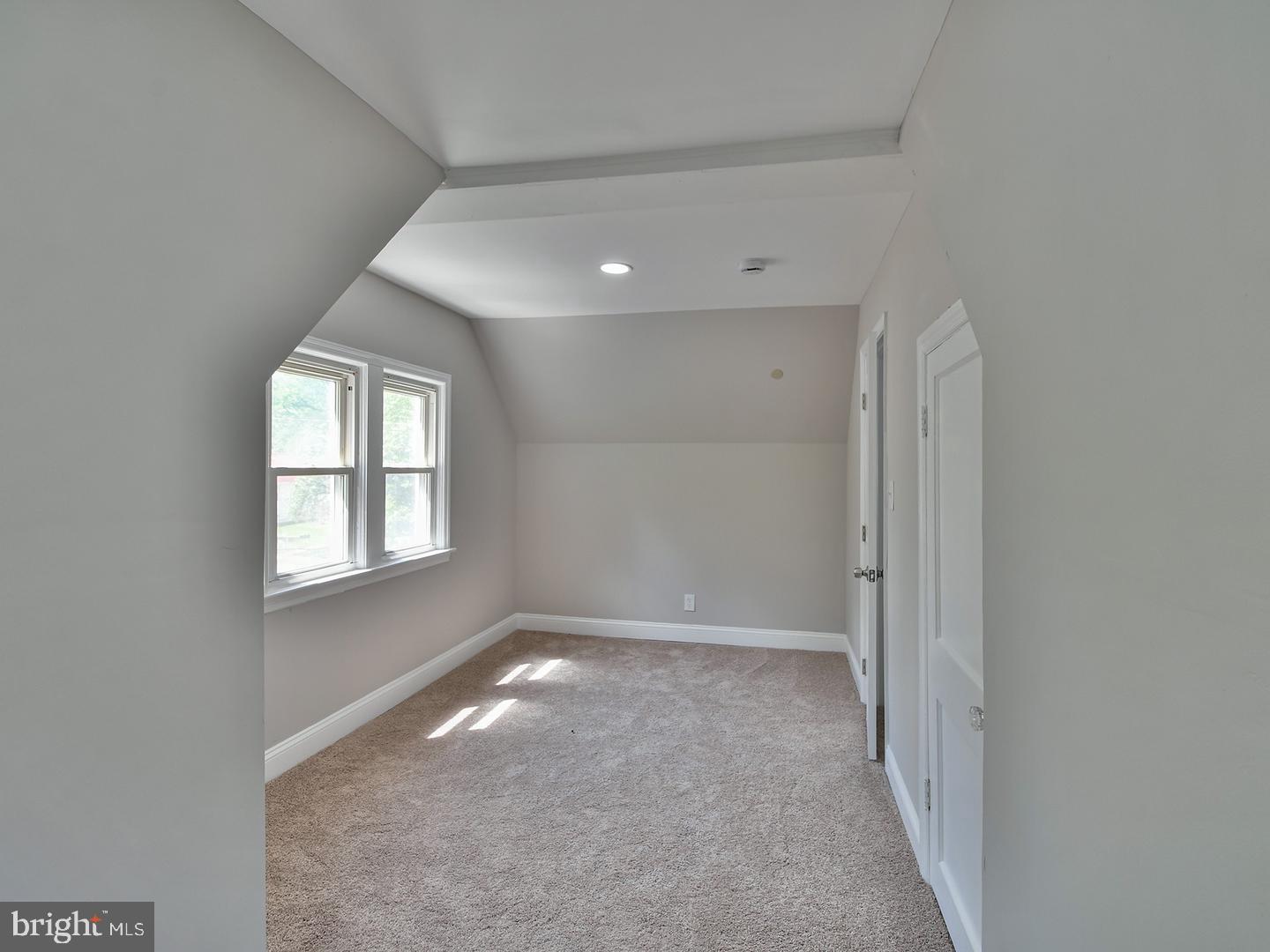 19 Pelczar Ave Property Photo 45