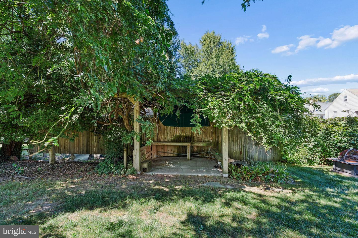 2917 Chenoak Ave Property Photo 36