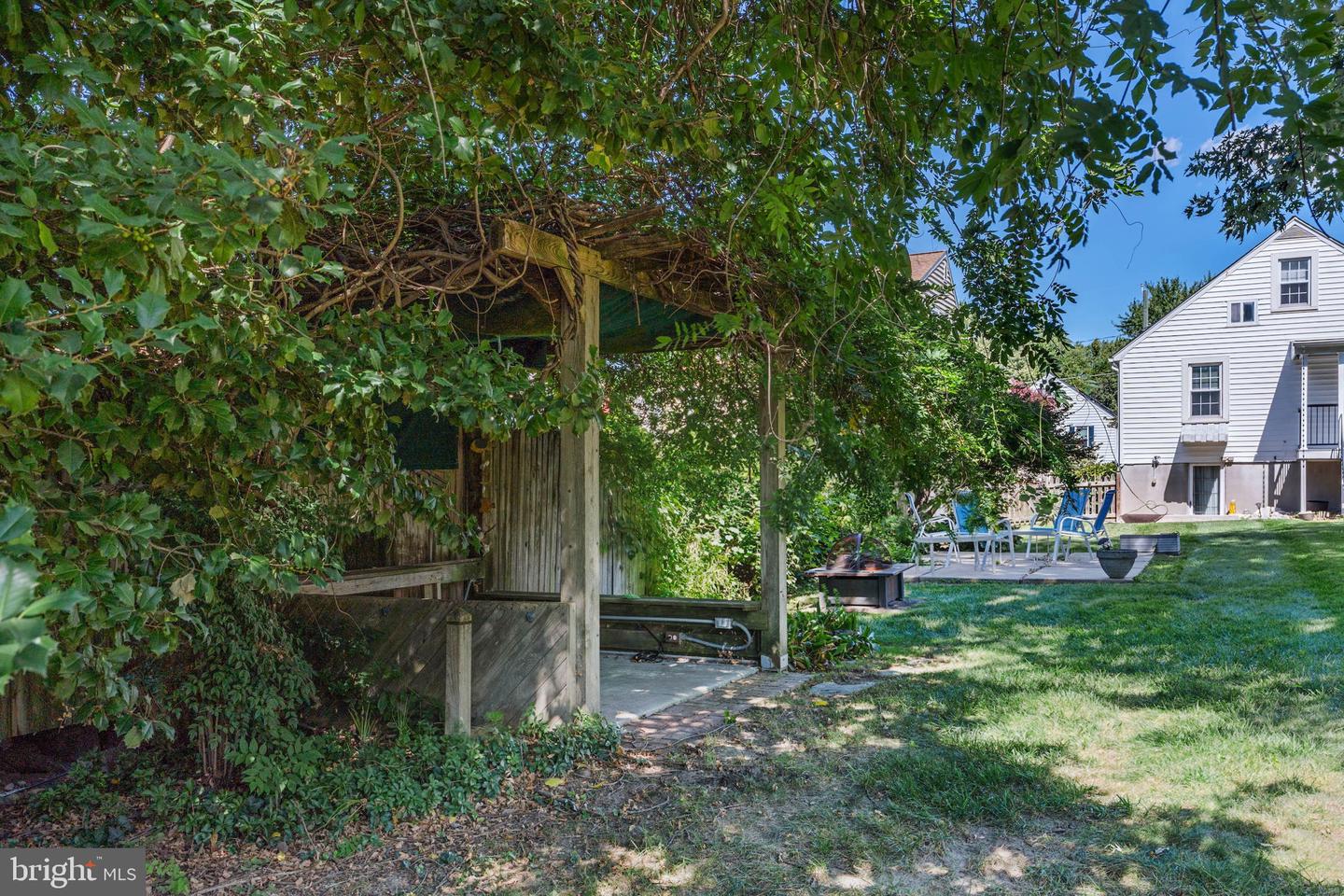 2917 Chenoak Ave Property Photo 37