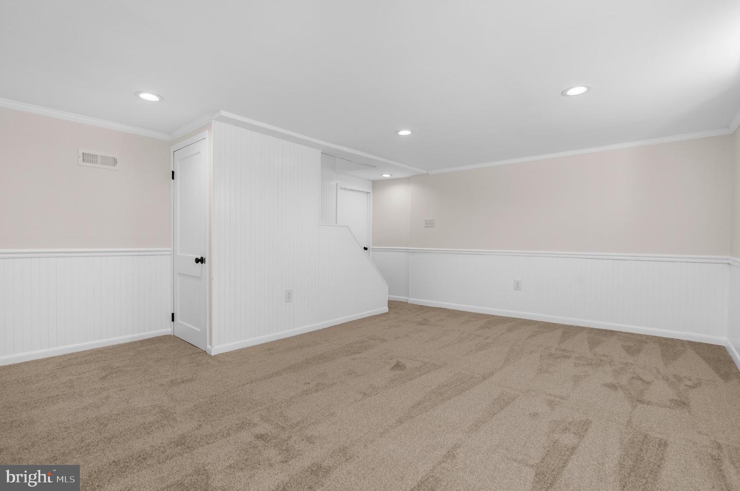 2906 Florida Ave Property Photo 32