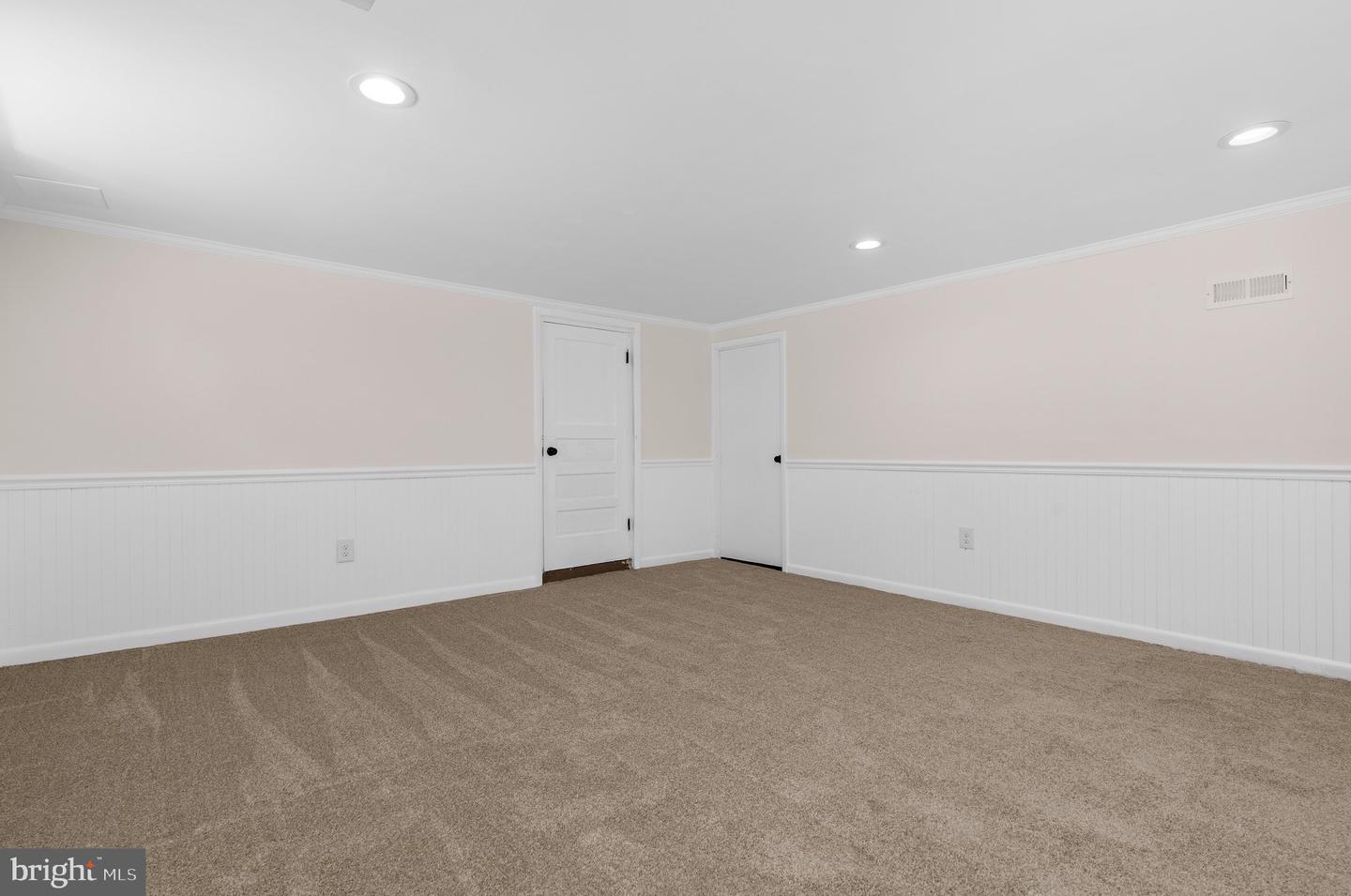 2906 Florida Ave Property Photo 34