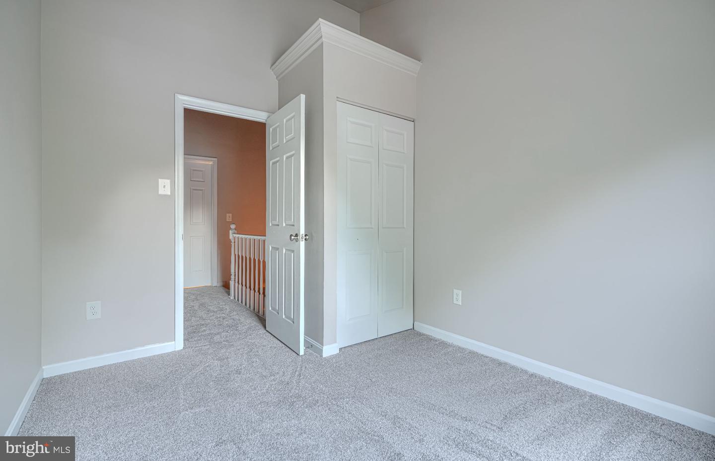 10 The Strand Property Photo 19