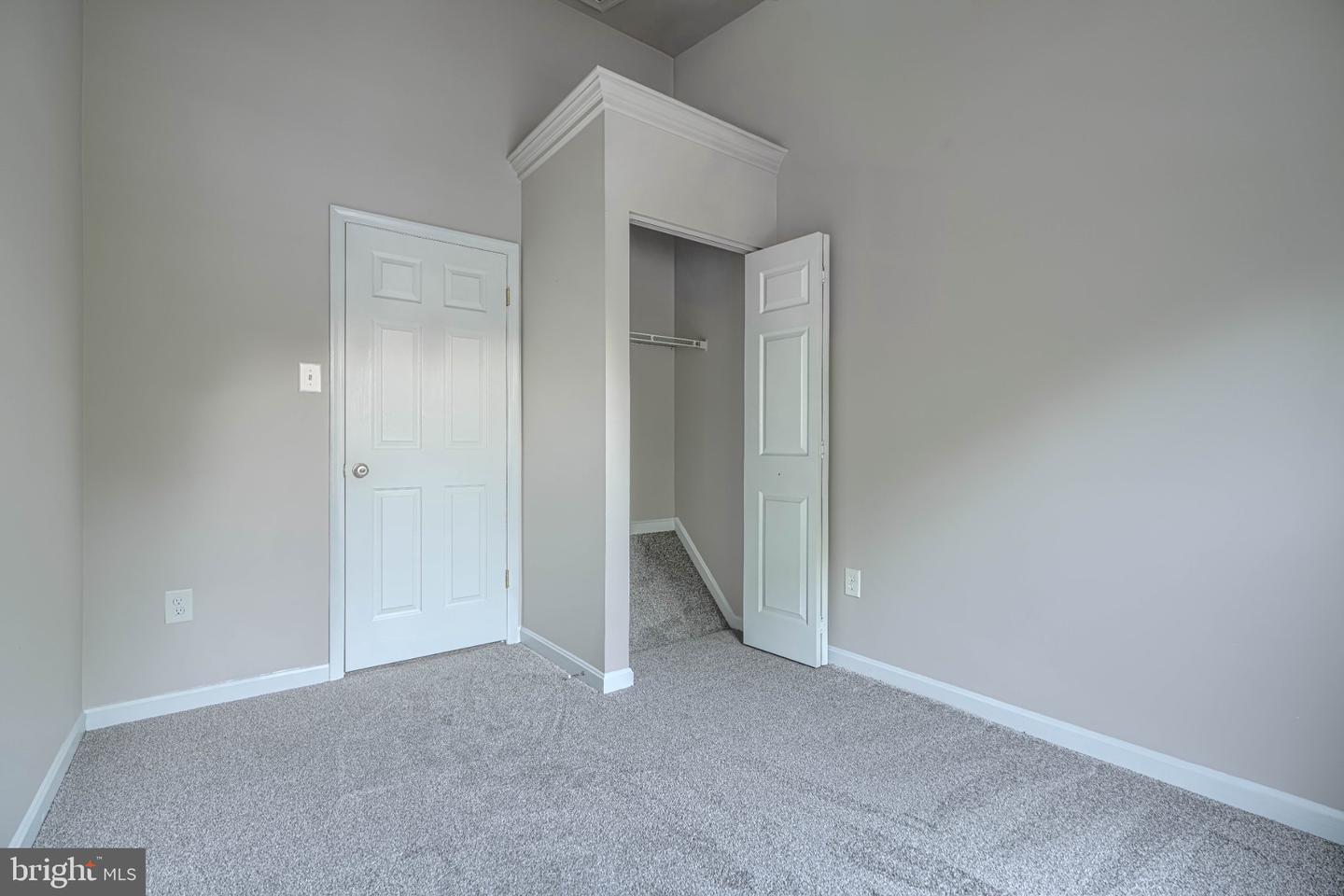 10 The Strand Property Photo 20