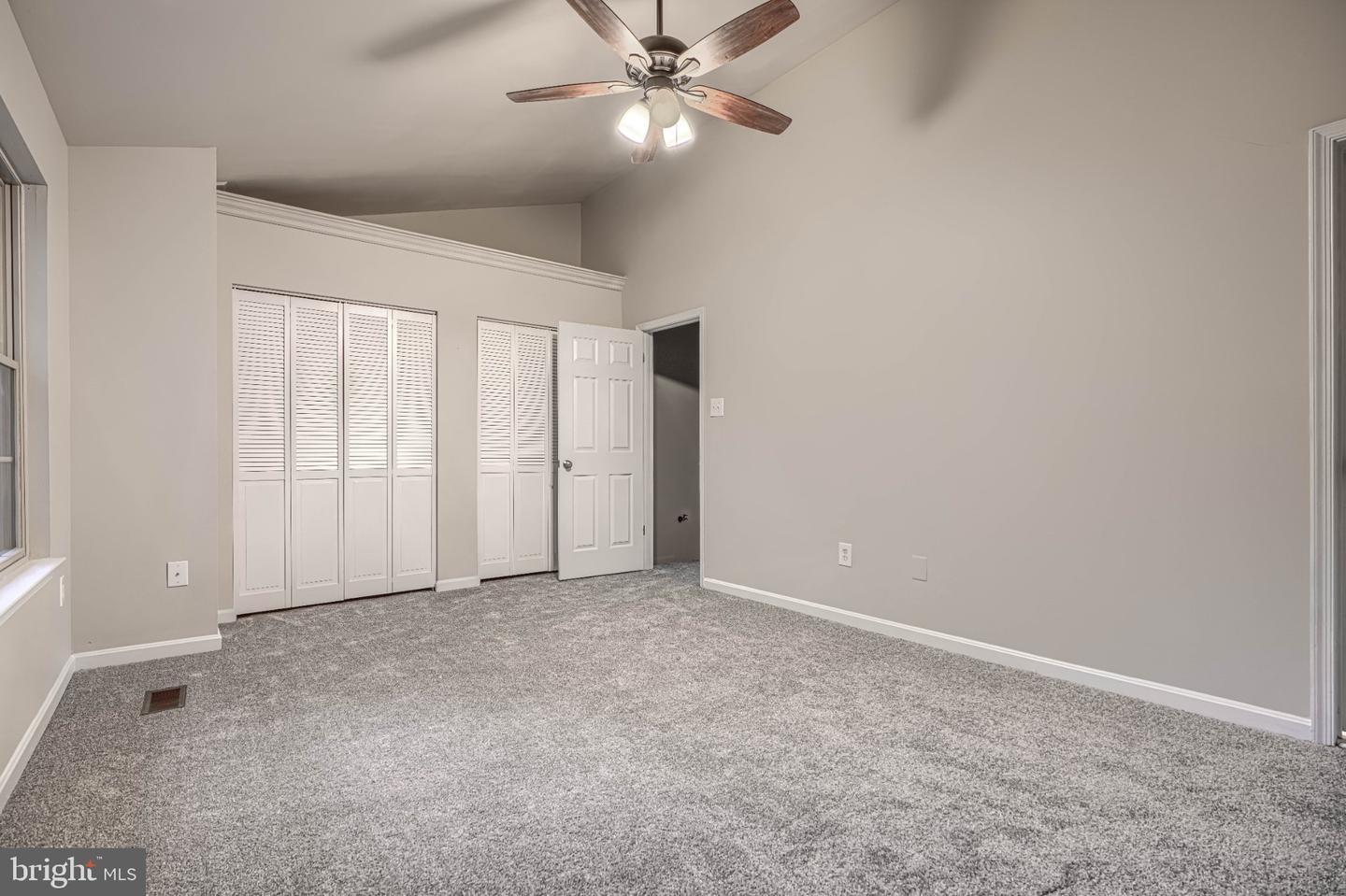 10 The Strand Property Photo 27