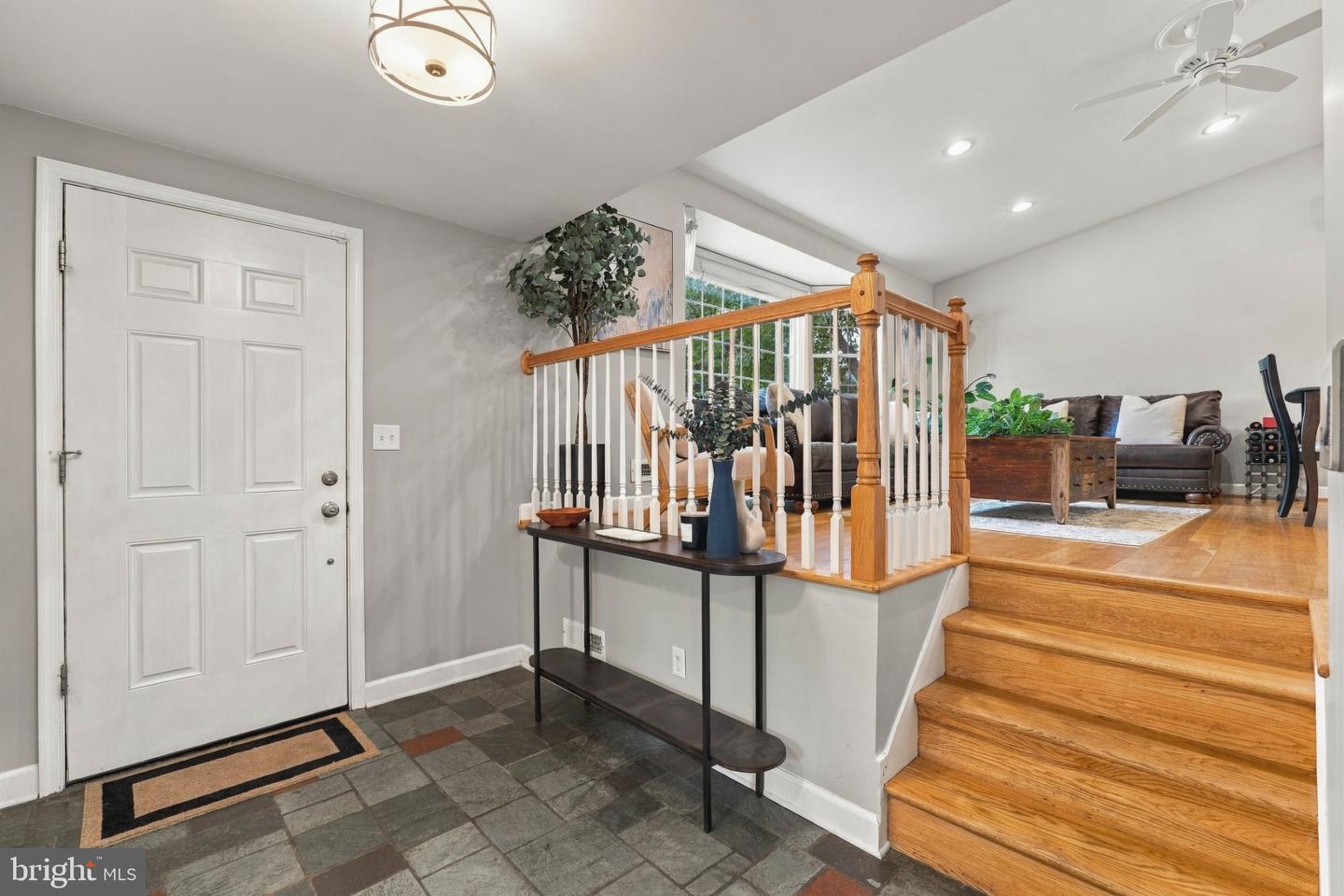 2306 Wuthering Rd Property Photo 4