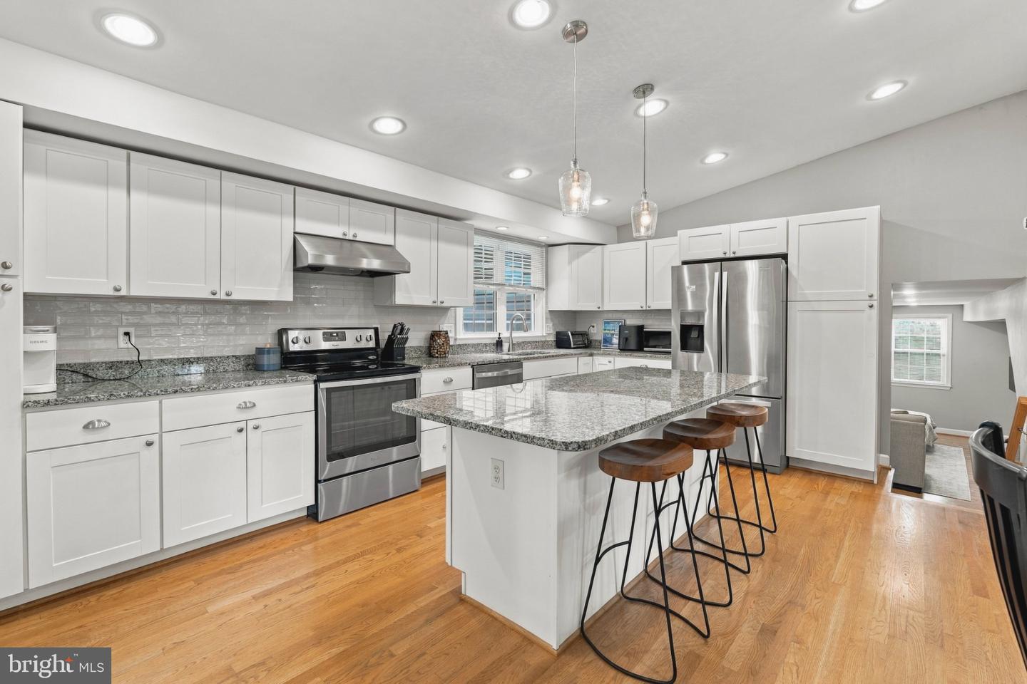 2306 Wuthering Rd Property Photo 10