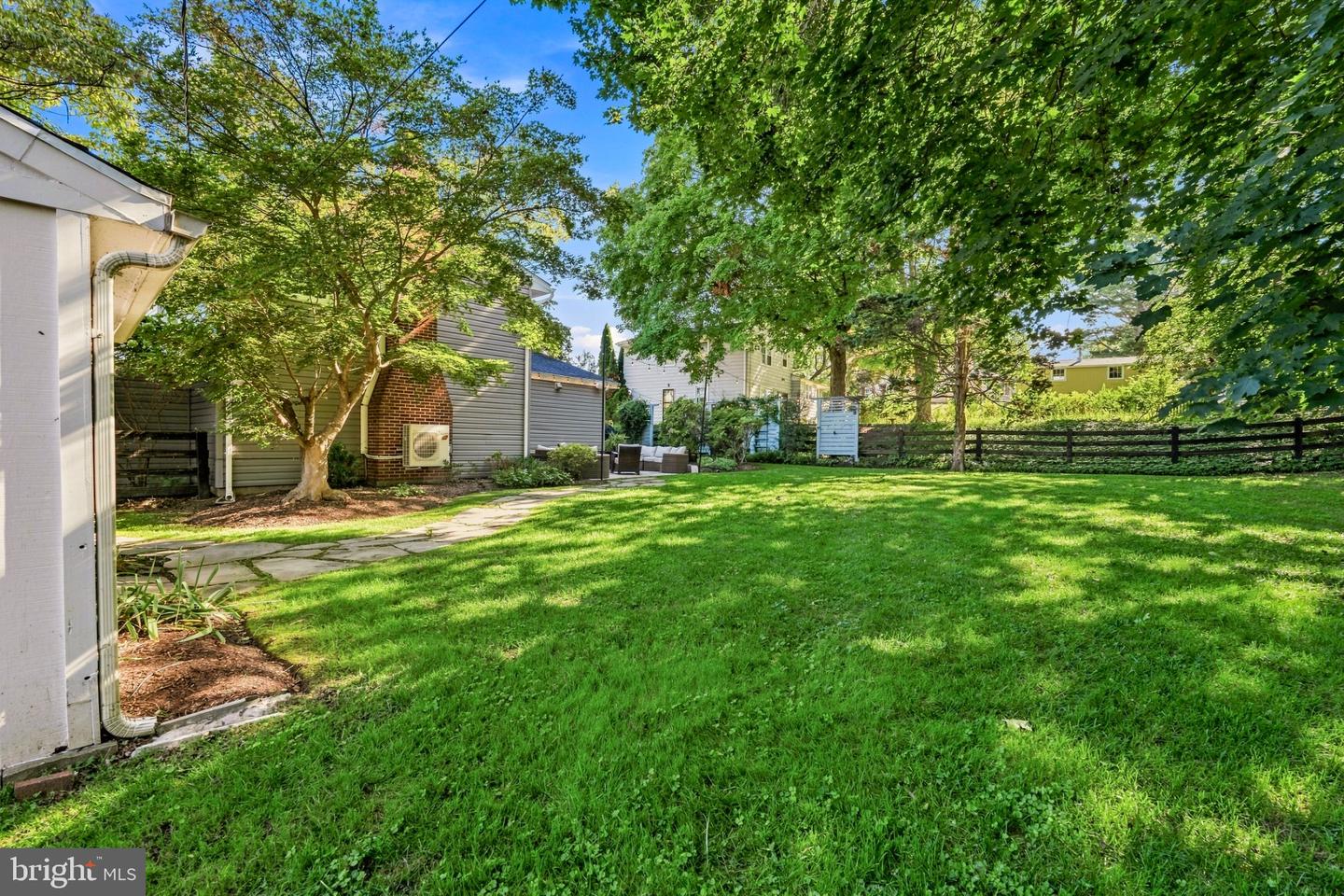 2306 Wuthering Rd Property Photo 39