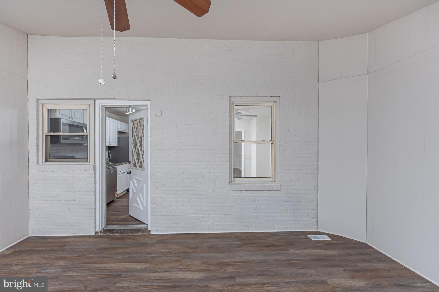 8627 Willow Oak Rd Property Photo 13