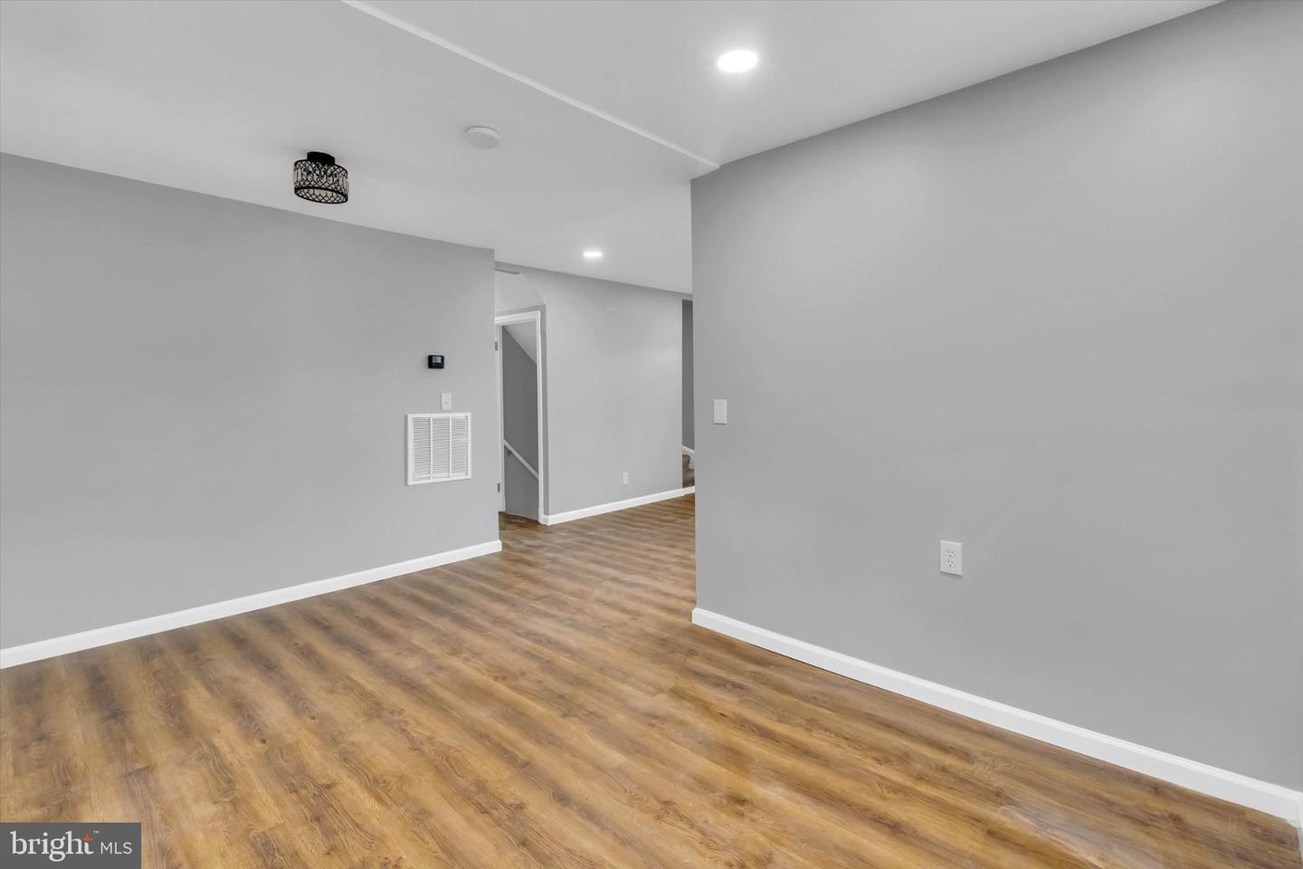 574 Edmondson Property Photo 11